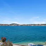Διαμέρισμα Lovely Apartment In Brodarica With Wifi *