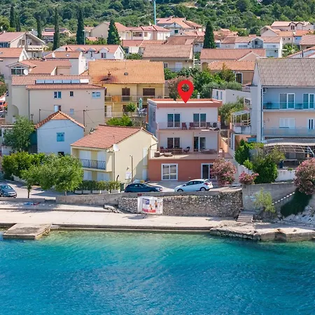 Apartment Stunning In Brodarica (Sibenik-Knin)