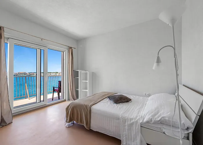 Stunning In Apartamento Brodarica (Sibenik-Knin)